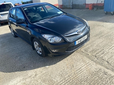 2011 - Hyundai i30 Manual