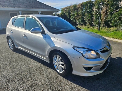 2011 - Hyundai i30 Manual