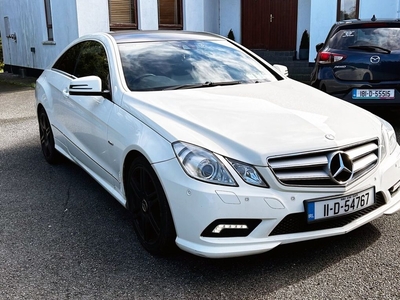 2011 - Mercedes-Benz E-Class Automatic