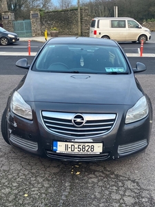 2011 - Opel Insignia Manual