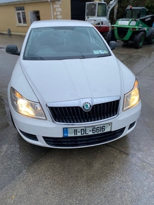 2011 - Skoda Octavia Manual