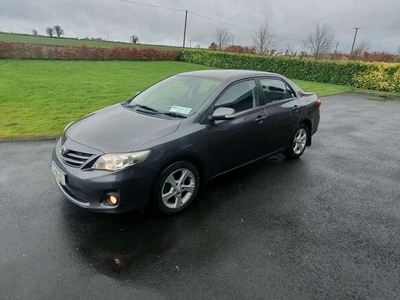 2011 - Toyota Corolla Manual