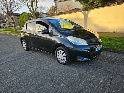 2011 - Toyota Vitz Automatic