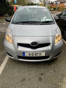 2011 - Toyota Yaris Manual