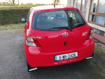 2011 - Toyota Yaris Manual