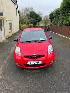 2011 - Toyota Yaris Manual