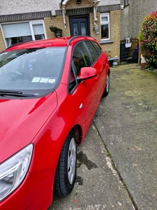 2011 - Vauxhall Astra Manual