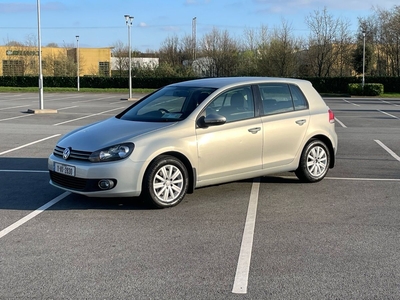 2011 - Volkswagen Golf Automatic