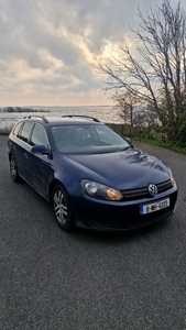 2011 - Volkswagen Golf Manual