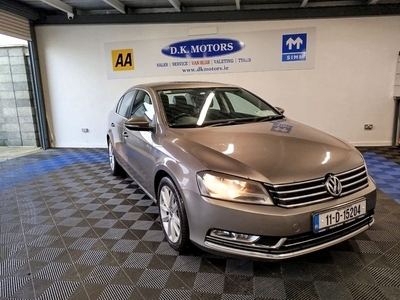 2011 - Volkswagen Passat Manual