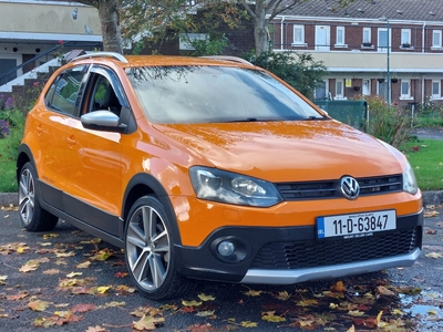 2011 - Volkswagen Polo Automatic