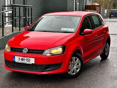 2011 - Volkswagen Polo Manual