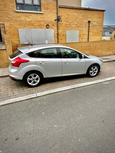 2012 - Ford Focus Manual