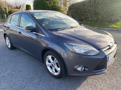 2012 - Ford Focus Manual