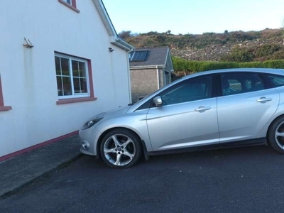 2012 - Ford Focus Manual