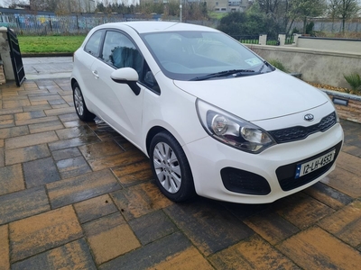 2012 - Kia Rio Manual