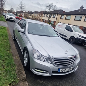 2012 - Mercedes-Benz E-Class Automatic