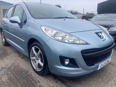 2012 - Peugeot 207 Manual