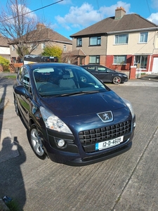 2012 - Peugeot 3008 Automatic