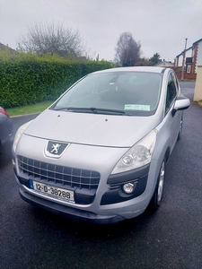 2012 - Peugeot 3008 Manual