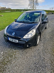 2012 - Renault Clio Manual