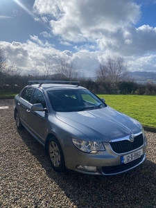 2012 - Skoda Superb Manual