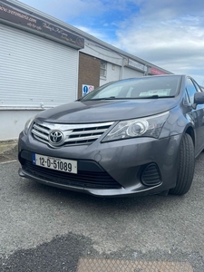 2012 - Toyota Avensis Manual