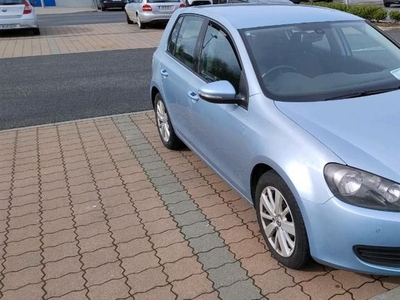 2012 - Volkswagen Golf Manual