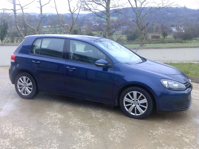 2012 - Volkswagen Golf Manual