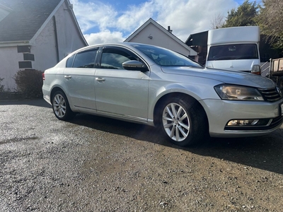 2012 - Volkswagen Passat Manual