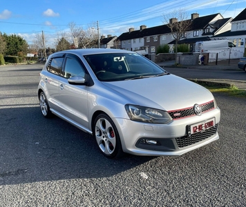 2012 - Volkswagen Polo Automatic