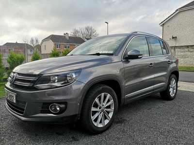 2012 - Volkswagen Tiguan Automatic