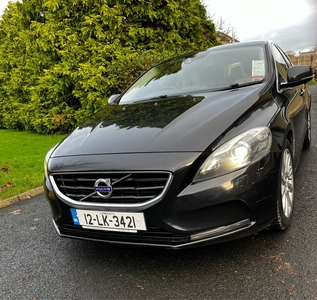 2012 - Volvo V40 Manual