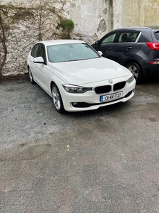 2013 - BMW 3-Series Manual