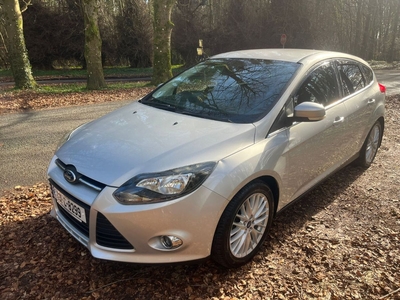 2013 - Ford Focus Manual