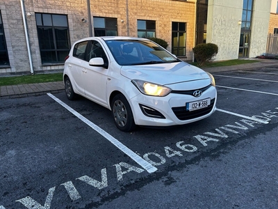 2013 - Hyundai i20 Manual