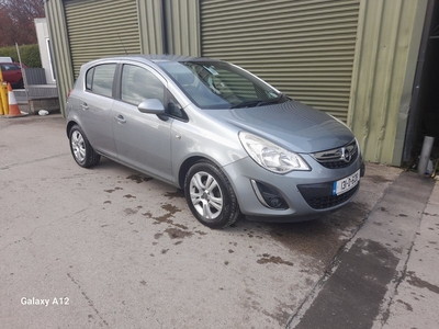 2013 - Opel Corsa Manual