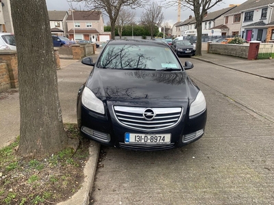 2013 - Opel Insignia Manual