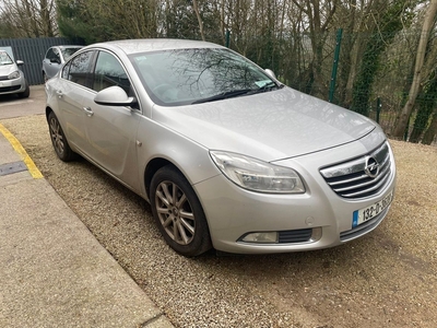 2013 - Opel Insignia Manual