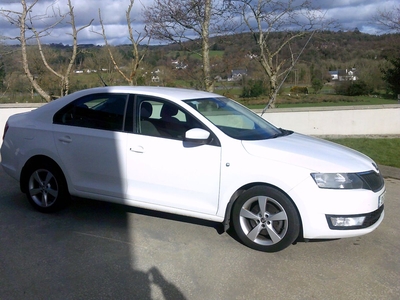 2013 - Skoda Rapid Manual