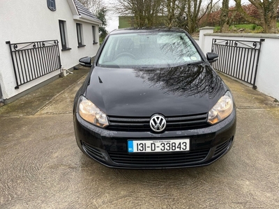 2013 - Volkswagen Golf Manual