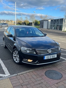 2013 - Volkswagen Passat Automatic