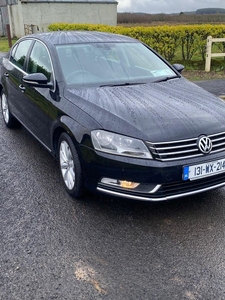 2013 - Volkswagen Passat Manual