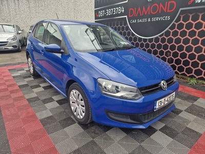 2013 - Volkswagen Polo Automatic