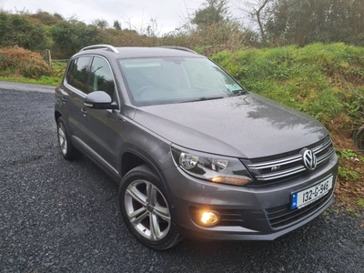 2013 - Volkswagen Tiguan Manual