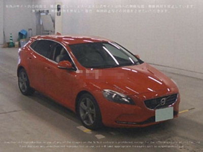 2013 - Volvo V40 Automatic