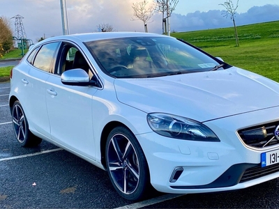 2013 - Volvo V40 Automatic