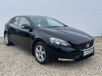 2013 - Volvo V40 Manual