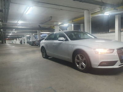 2014 - Audi A4 Manual