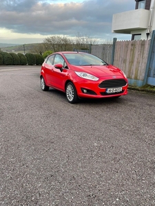 2014 - Ford Fiesta Manual